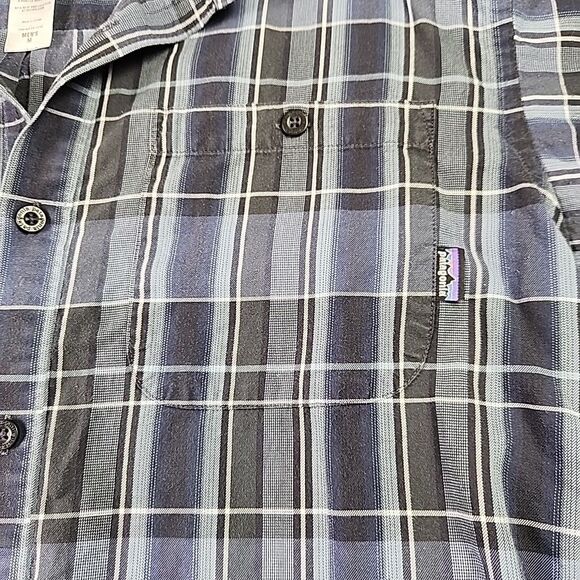 Patagonia Mens Organic Cotton Long Sleeve Button Down Shirt Medium Blue Plaid - Picture 3 of 10